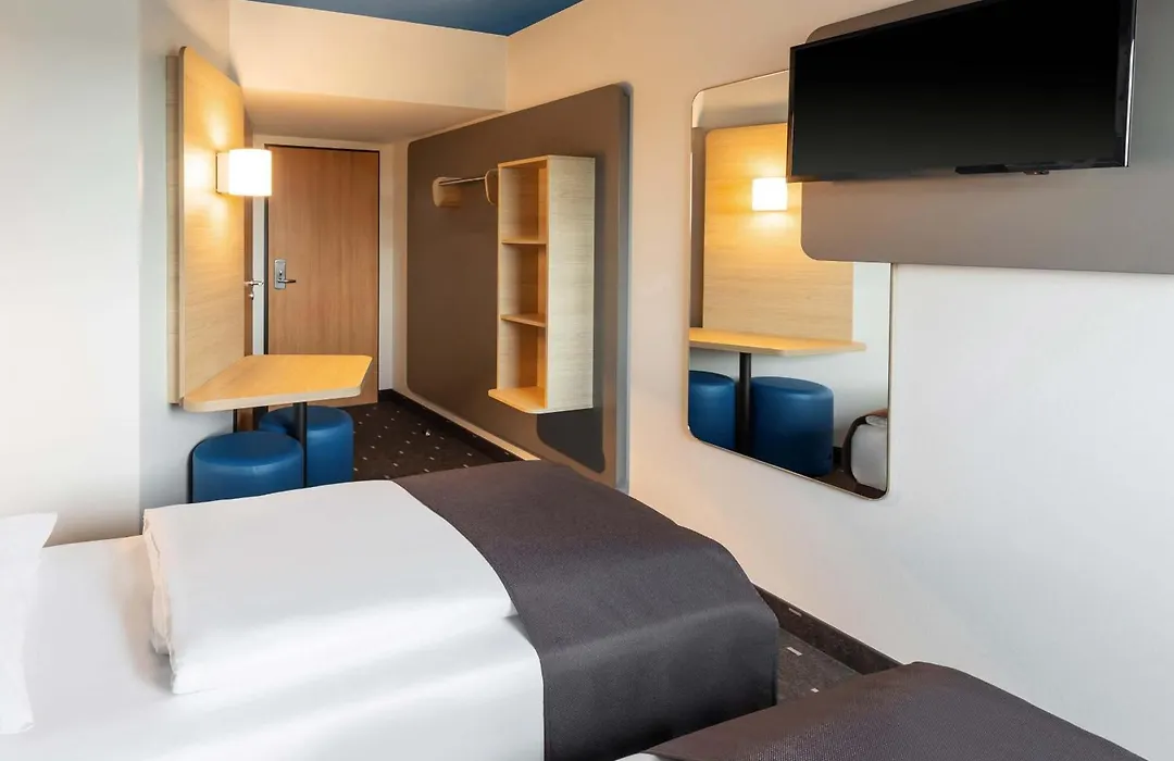 B&B Hotel Frankfurt-Hahn Airport-1